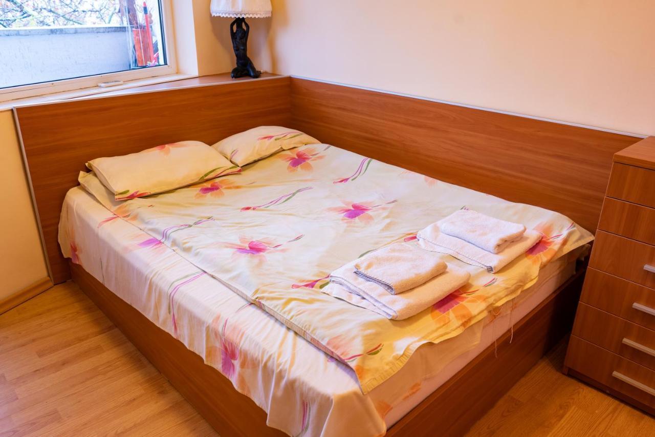 Maisonette Picadilly Varna Bagian luar foto