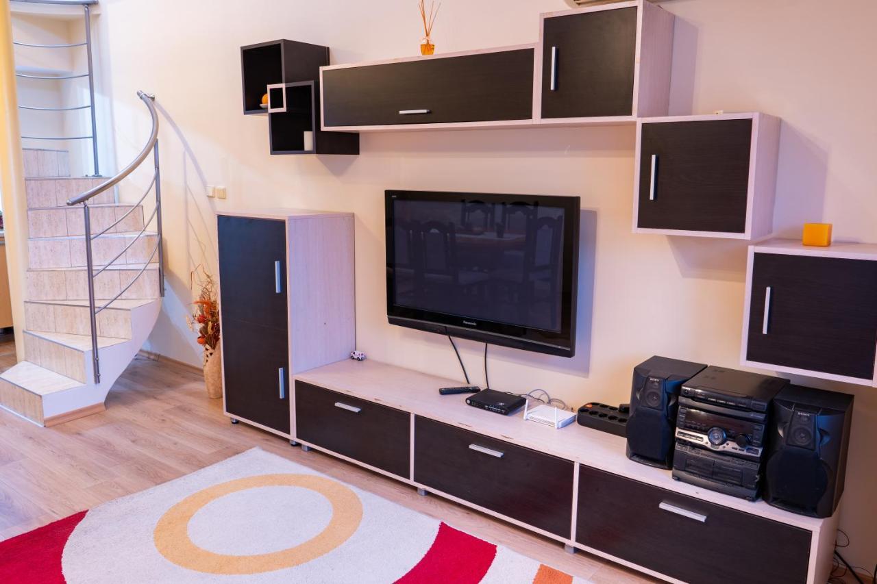 Maisonette Picadilly Varna Bagian luar foto