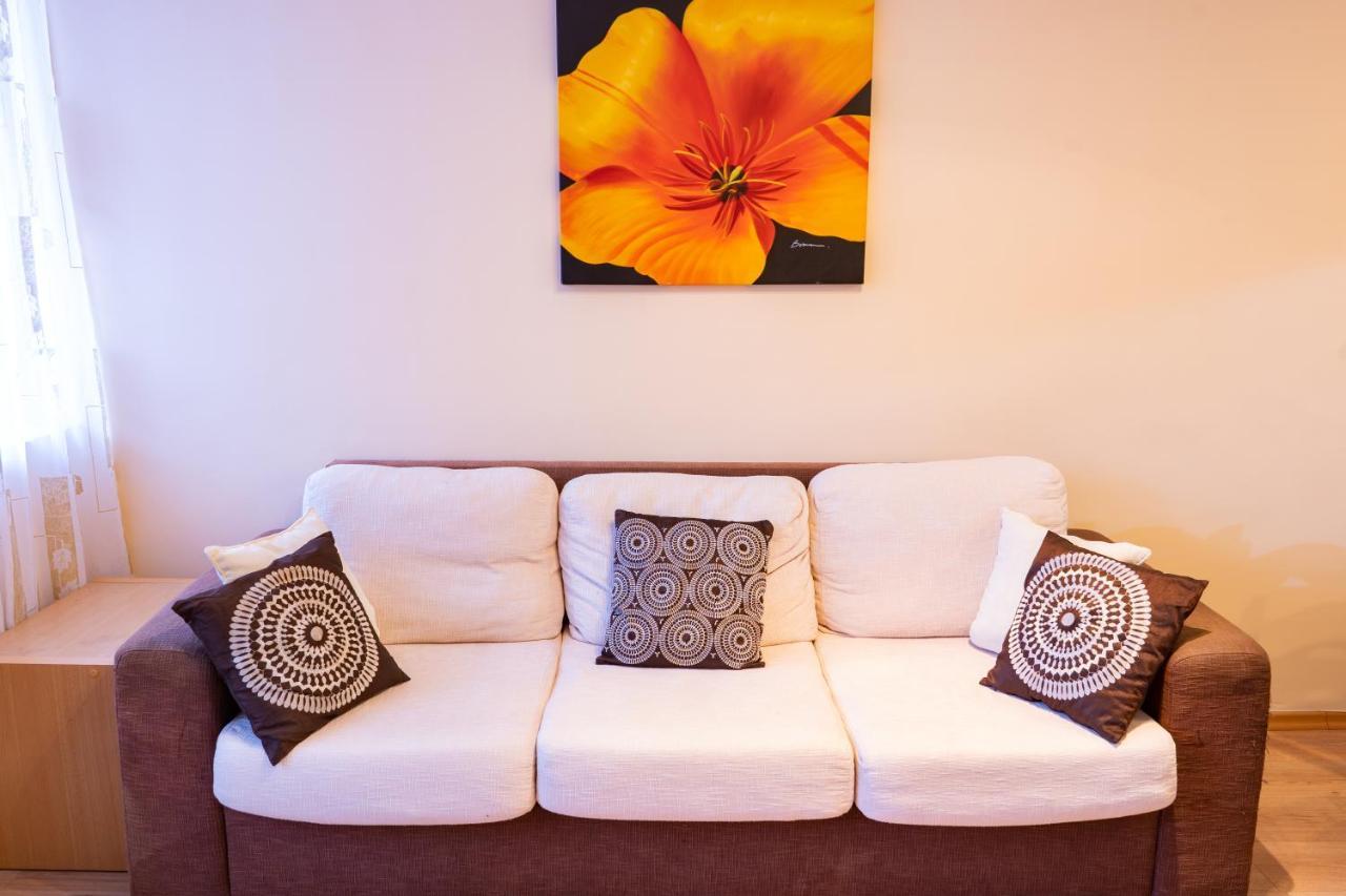 Maisonette Picadilly Varna Bagian luar foto