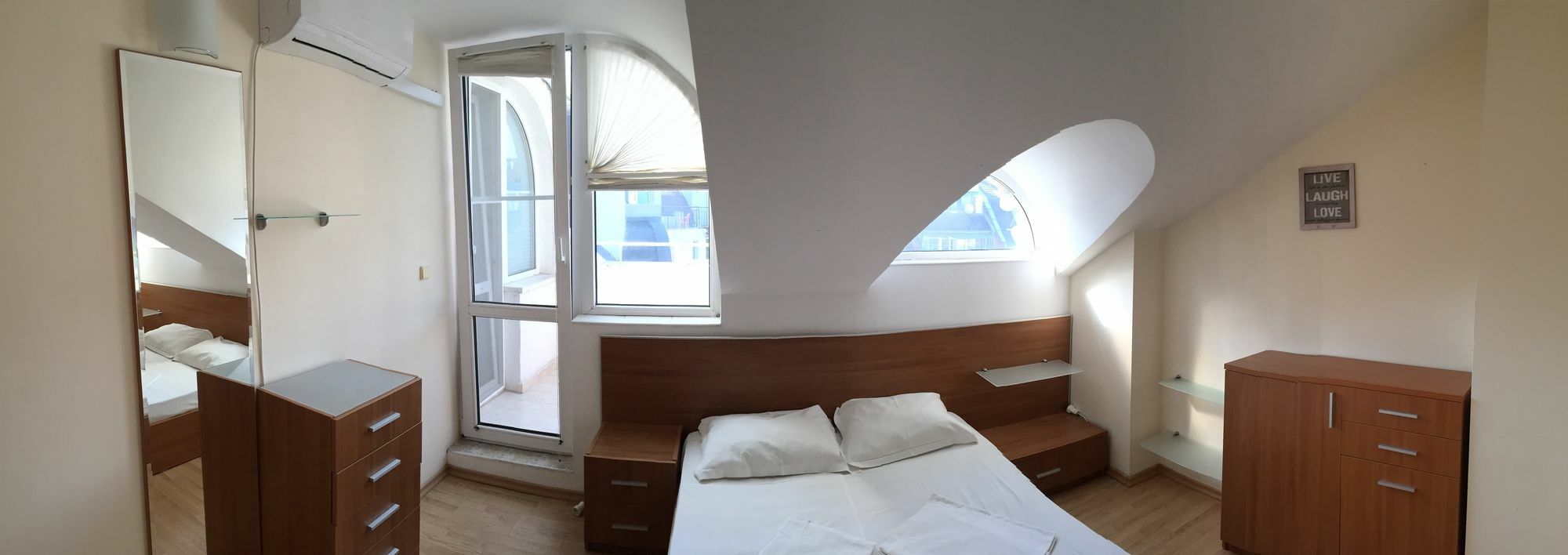 Maisonette Picadilly Varna Bagian luar foto