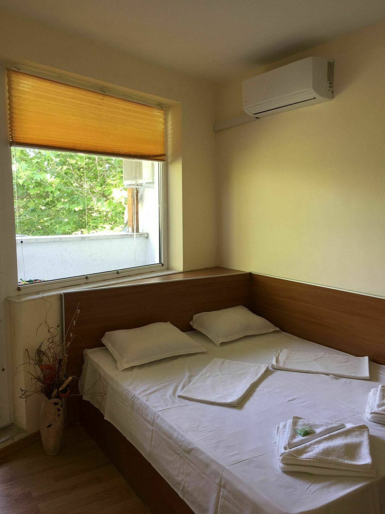 Maisonette Picadilly Varna Bagian luar foto